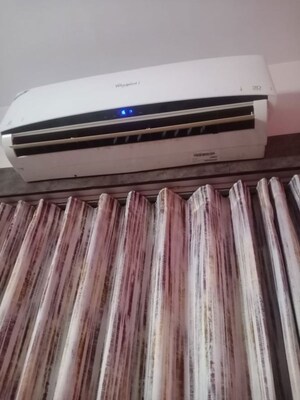 Furnished Amenities in 3 BHK Apartment at Bodakdev – for Rent