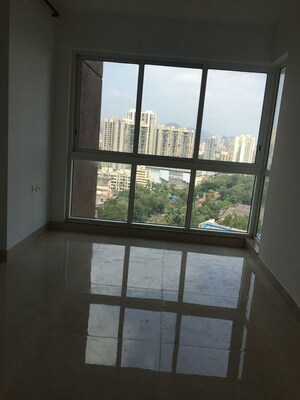 Room in 1.5 BHK Apartment at Runwal Forests, Kanjurmarg West – for Rent