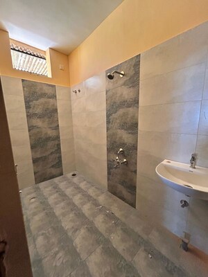 Bathroom in 3.5 BHK Independent House at Sindhi Colony – for Rent