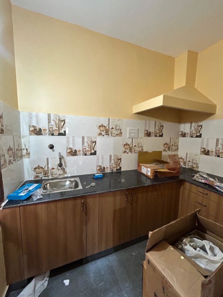 Kitchen, sindhi colony 3.5 Bedroom 2400 Sq.Ft. Independent House In Sindhi Colony Bangalore 10330277