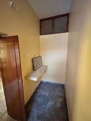  3.5 BHK Independent House at Sindhi Colony – for Rent