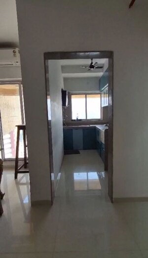 1 BHK Apartment For Rent in Avant Hillway, Goregaon East