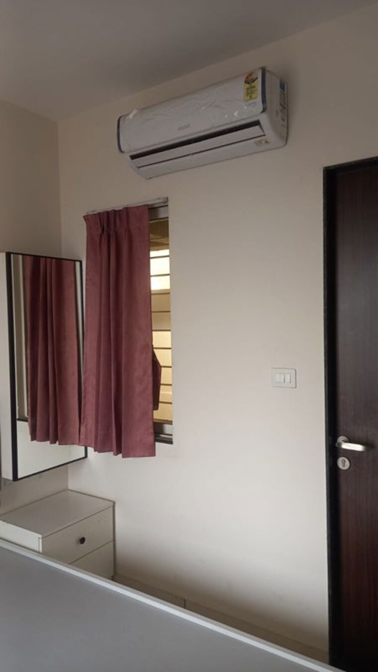 Room, yashwin-supernova 2 Bedroom 950 Sq.Ft. Apartment In Wakad Pune 10330300