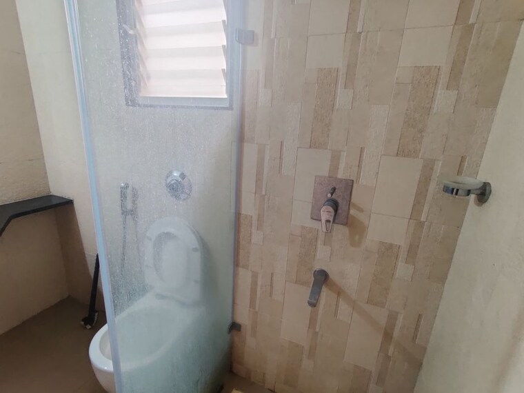 Bathroom, yashwin-supernova 2 Bedroom 950 Sq.Ft. Apartment In Wakad Pune 10330300