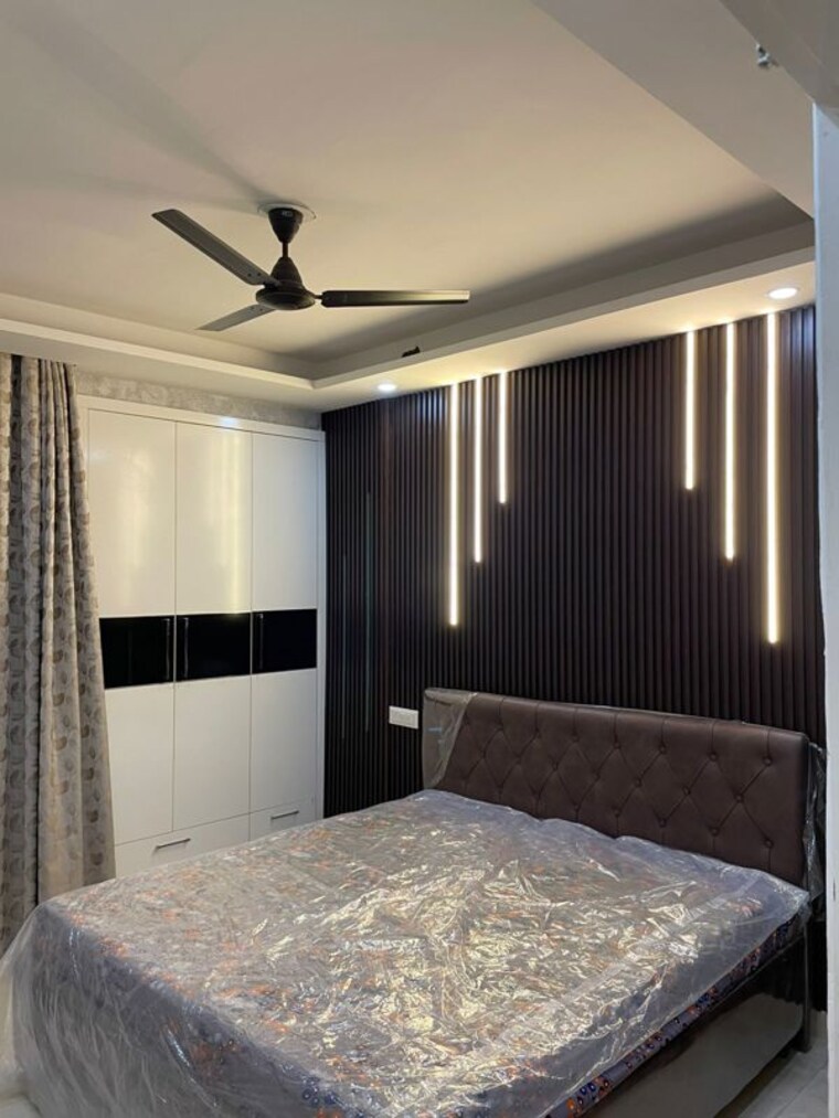 Bedroom, bollywood-esencia 3 Bedroom 1953 Sq.Ft. Apartment In Ghazipur Zirakpur 10330329