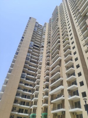 4 BHK Apartment – Exterior View View at Amrapali Silicon City, Sector 76 - for Sale