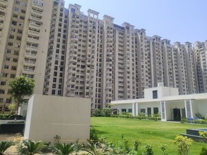 4 BHK Apartment – Exterior View View at Amrapali Silicon City, Sector 76 - for Sale