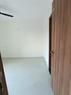 3 BHK Apartment For Rent in Kohinoor Shangrila