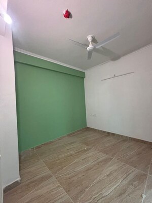 Room in 2 BHK Apartment at Migsun Vilaasa, Eta Ii Greater Noida – for Rent