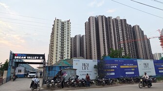 https://img.squareyards.com/secondaryPortal/optImages/IN_639127339109454806-2504260511501150.jpg Cover Image