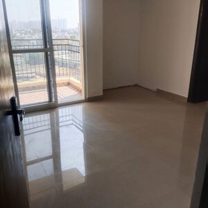 Room in 3 BHK Apartment at Express Eternity, Sector 1 Greater Noida – for Sale