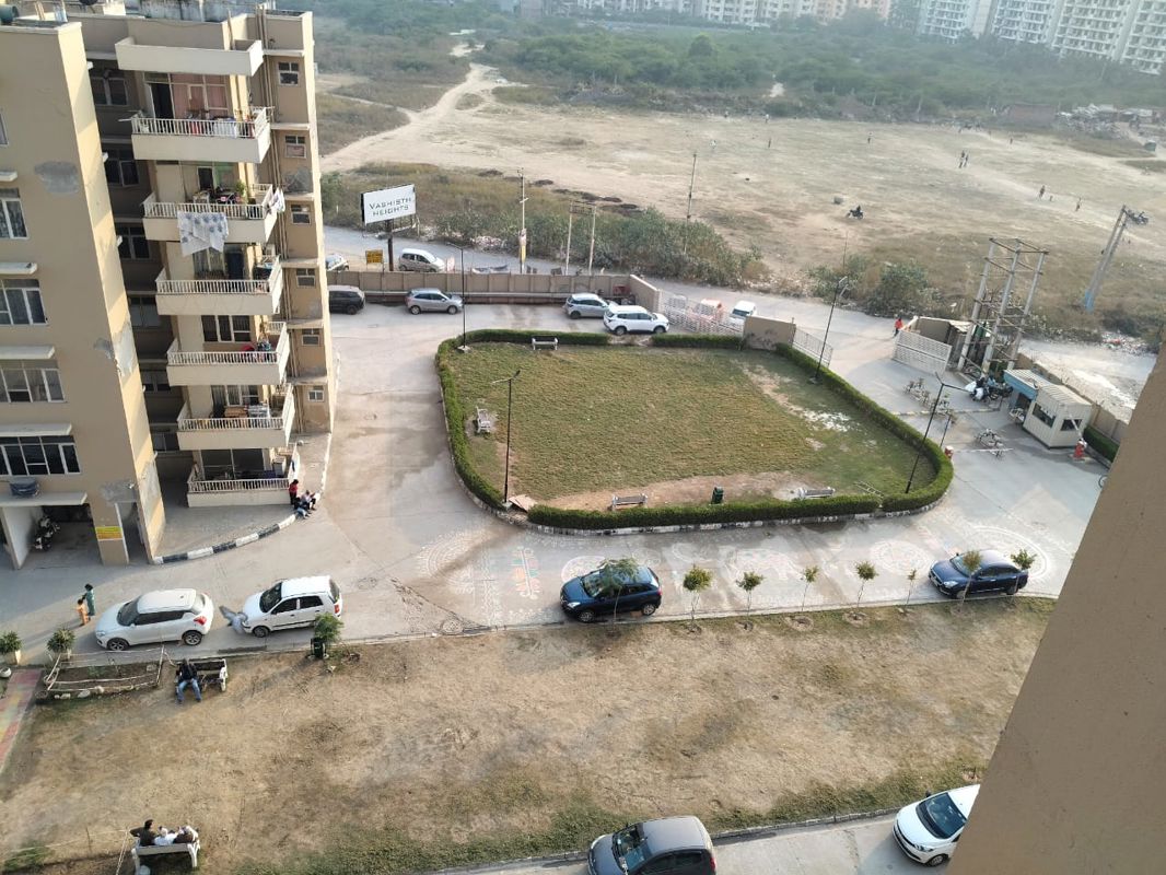 2 BHK + Extra Room 584 Sq.Ft. Apartment in Vashisht Heights