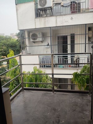 Balcony in 3 BHK Builder Floor at Unitech South City II, Sector 50 – for Sale