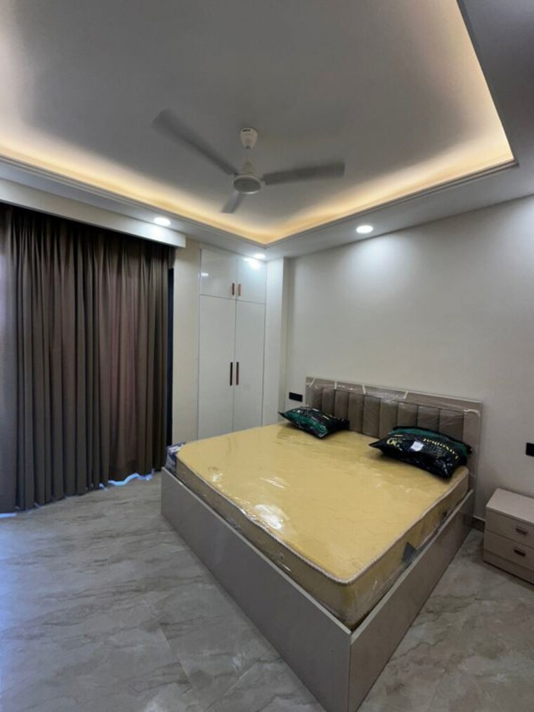 Bedroom, sector 52 1 Bedroom 450 Sq.Ft. Builder Floor In Sector 52 Gurgaon 10328267