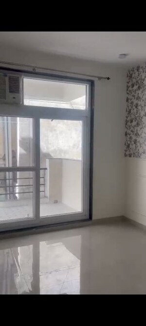 5 BHK Villa For Rent in Unitech Nirvana Country Aspen Greens, Sector 50