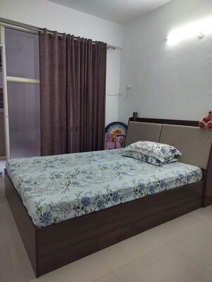 Bedroom in 2 BHK Apartment at Signature Global Prime, Sector 63a – for Rent