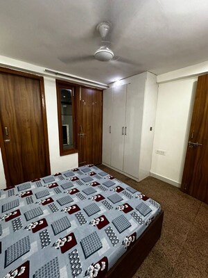 Bedroom in 2 BHK Builder Floor at Sector 52 – for Rent