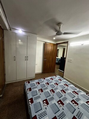 Bedroom in 2 BHK Builder Floor at Sector 52 – for Rent