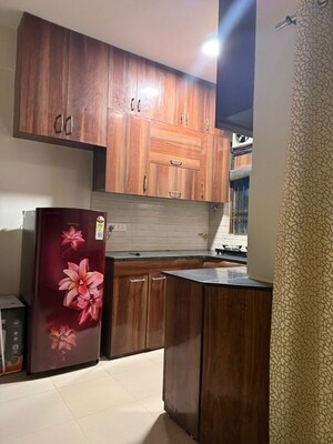 Furnished Amenities in 3 BHK Apartment at Auric City Homes, Sector 82 – for Rent