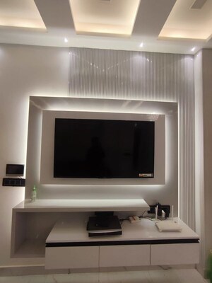 Furnished Amenities in 3 BHK Builder Floor at BPTP District 3, Sector 85 – for Sale