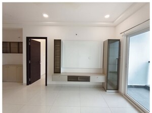 Room in 3 BHK Apartment at Aparna Zenon, Puppalaguda – for Rent