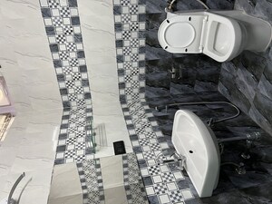 Bathroom in 4 BHK Independent House at Rmv Extension – for Rent