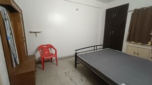 Room in 3 BHK Apartment at Patna - Gaya Road – for Rent