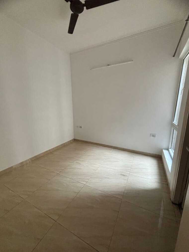 Room, gaur-city-2-14th-avenue 2 Bedroom 855 Sq.Ft. Apartment In Sector 16c Greater Noida Greater Noida 9692918