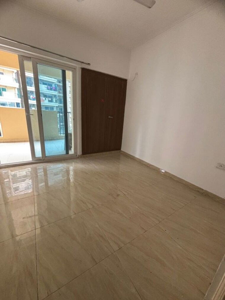 Room, gaur-city-2-14th-avenue 2 Bedroom 855 Sq.Ft. Apartment In Sector 16c Greater Noida Greater Noida 9692918