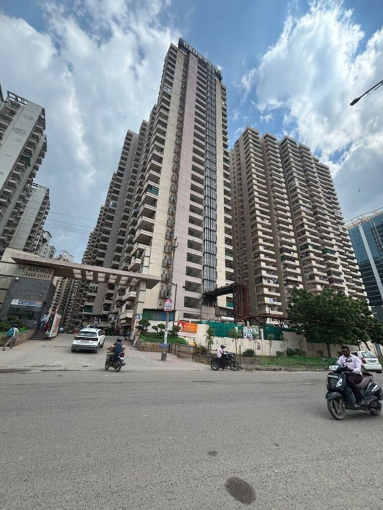 Exterior View, gaur-city-2-14th-avenue 2 Bedroom 855 Sq.Ft. Apartment In Sector 16c Greater Noida Greater Noida 9692918