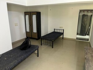 Room in  Pg at Amrut Nagar – for Rent