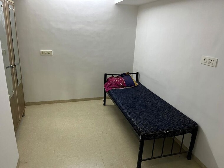 Bedroom, amrut nagar Pg For Boys In Amrut Nagar 10330692