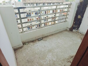 Master Plan in 3 BHK Builder Floor at Noida Central – for Rent