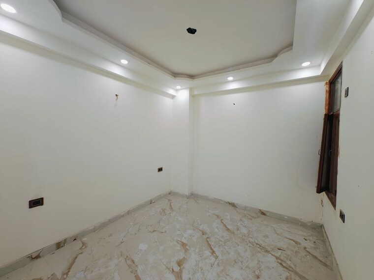 Room, noida central 3 Bedroom 1400 Sq.Ft. Builder Floor In Noida Central Noida 10330701