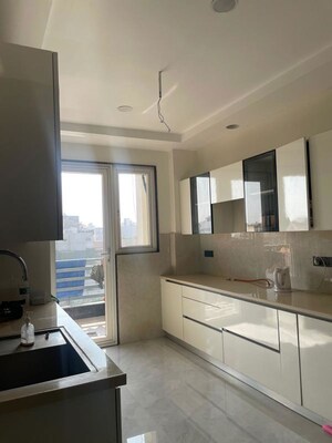 Kitchen in 3 BHK Apartment at Signature Global City 63A, Sector 63a – for Rent