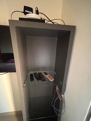 Furnished Amenities in 2 BHK Apartment at Madhav Palacia, Ghodbunder Road – for Rent