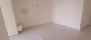 Room in 2 BHK Apartment at Pyramid Midtown, Sector 59 – for Rent