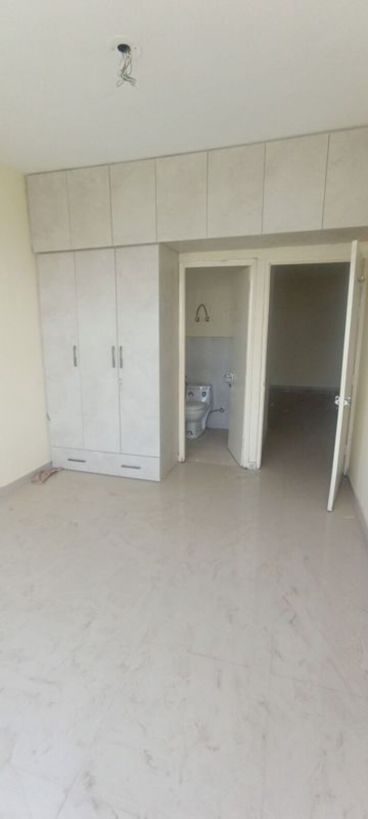 Room, pyramid-midtown 2 Bedroom 800 Sq.Ft. Apartment In Sector 59 Gurgaon 10330747