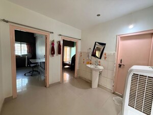 Living Room in 3 BHK Apartment at Venkatraya Nagar – for Rent