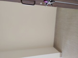 Room in 2 BHK Apartment at Park Express, Baner – for Rent