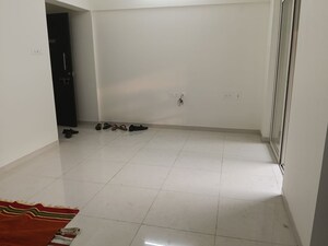 Room in 2.5 BHK Apartment at Paranjape Madhukosh Phase III, Dhayari – for Rent