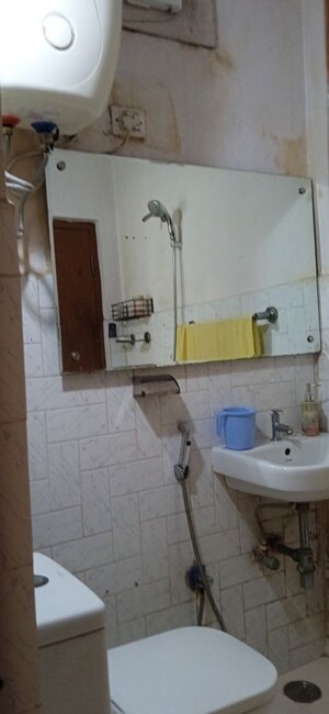 Bathroom in 3 BHK Apartment at Banjara Hills – for Sale