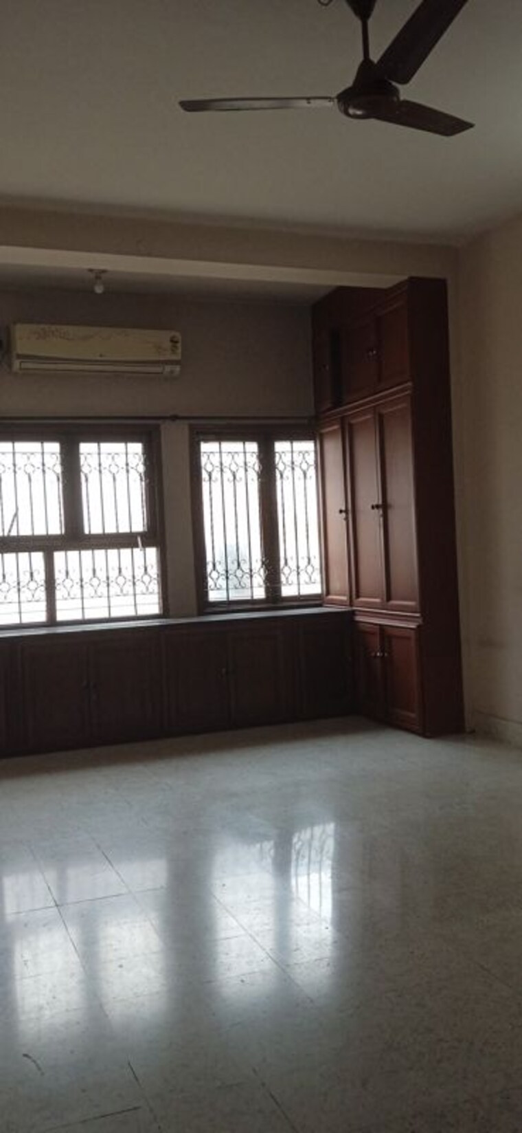 Room, banjara hills 3 Bedroom 1900 Sq.Ft. Apartment In Banjara Hills Hyderabad 10330853