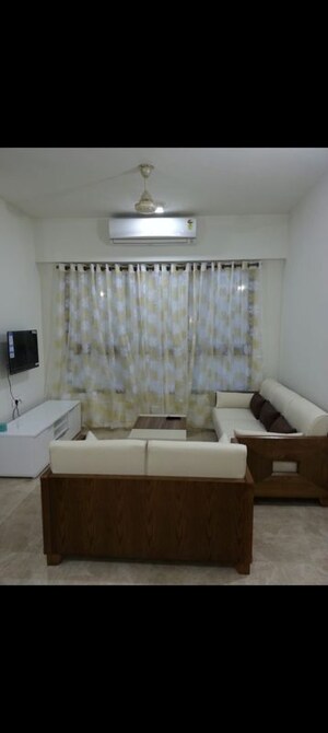 Team Area in 2 BHK Apartment at Lodha Luxuria, Majiwada – for Rent