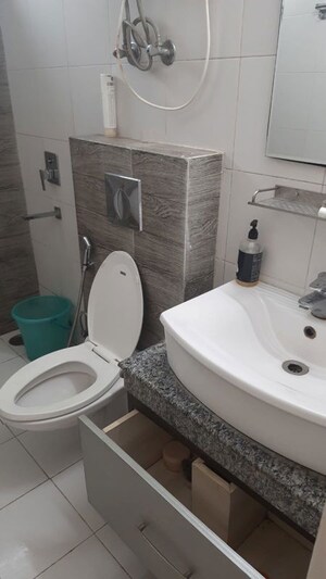 Common Area in 2 BHK Apartment at Unitech Uniworld Resorts-The Residences, Sector 33 – for Rent