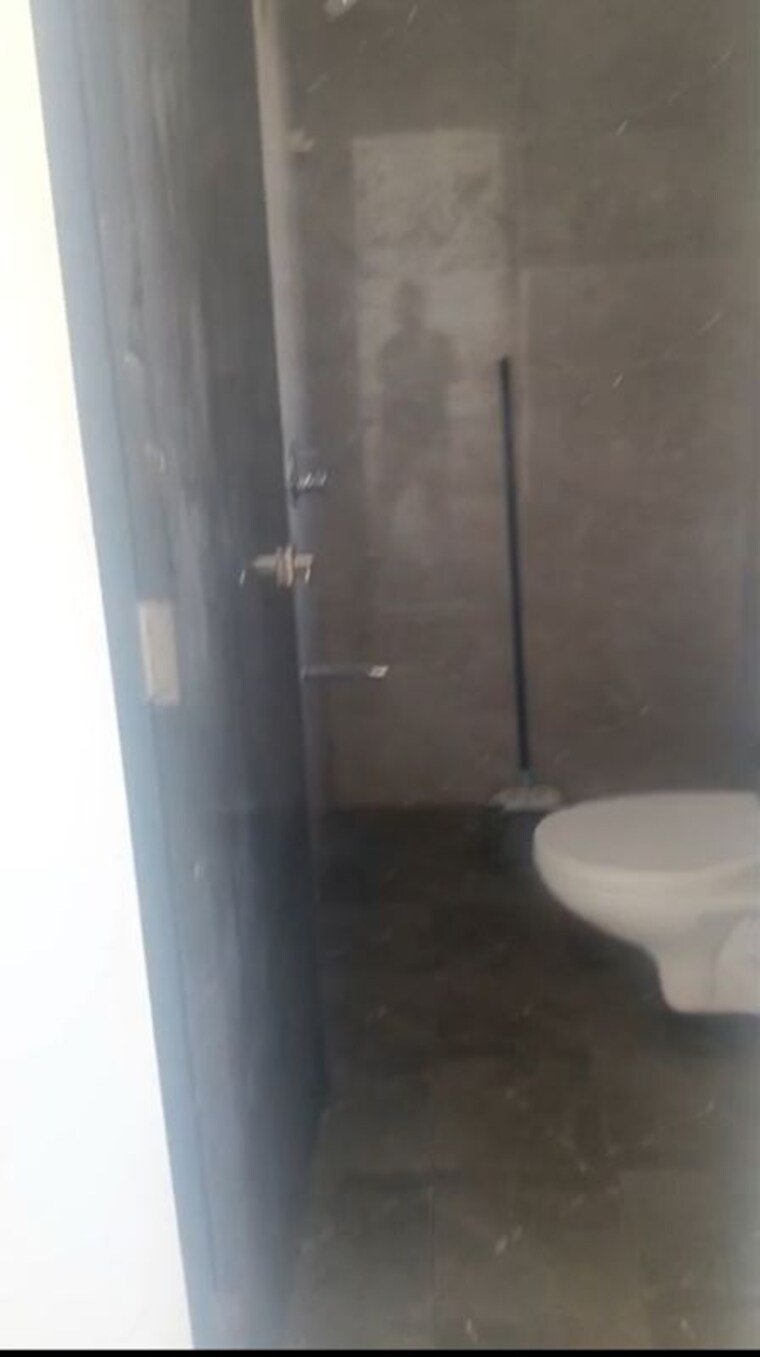 Bathroom, anand-bhuvan-matunga 2 Bedroom 450 Sq.Ft. Apartment In Matunga West Mumbai 10330895