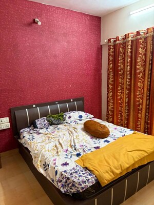 Bedroom in 3 BHK Apartment at Raj Lifestyle, Mira Road – for Rent