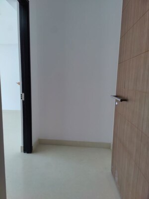 Room in 3 BHK Apartment at Runwal Forests, Kanjurmarg West – for Rent