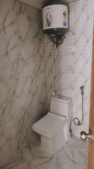 Bathroom in 1 BHK Apartment at Earthcon Casa Grande II, Chi V Greater Noida – for Rent