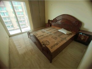 Bedroom in 4 BHK Apartment at Mahaluxmi Migsun Ultimo, Omicron Iii Greater Noida – for Rent